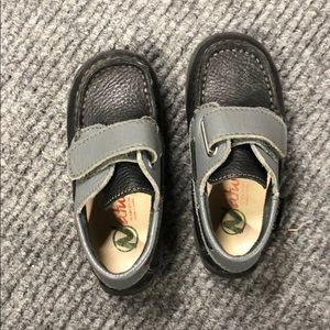 Boys leather boat / loafer shoes